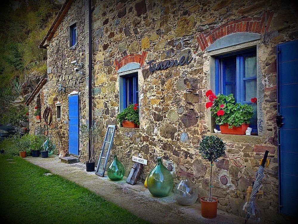 Agriturismo Tananei Marliana Eksteriør billede